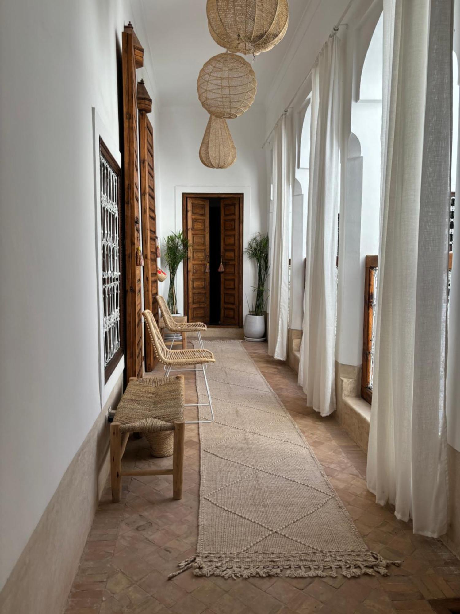 Neroli Le Riad, Idealement Situe