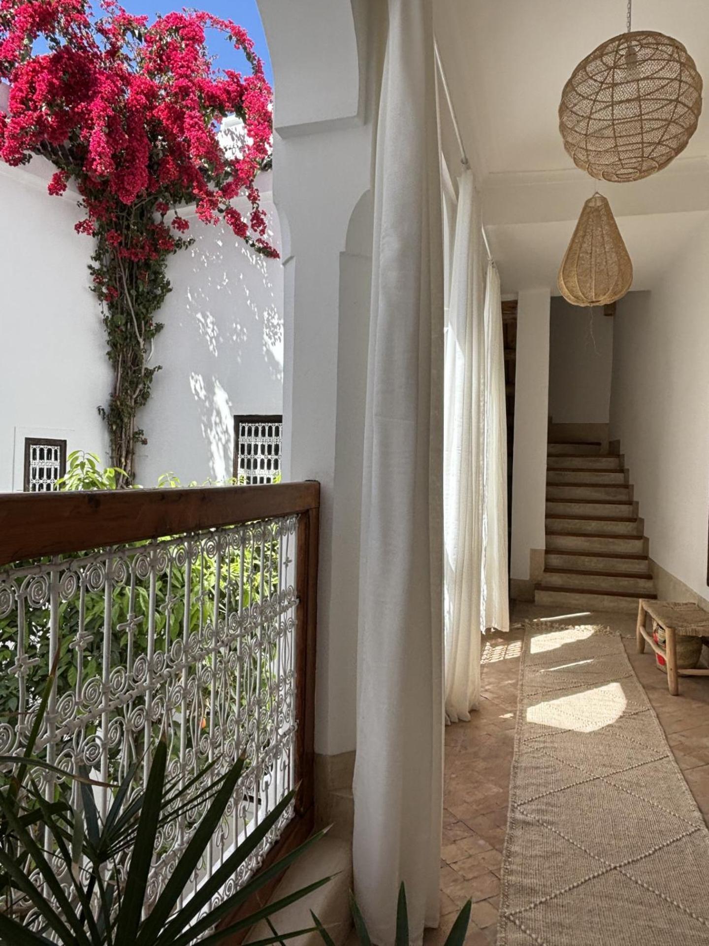 Villa Neroli Le Riad, Idealement Situe *